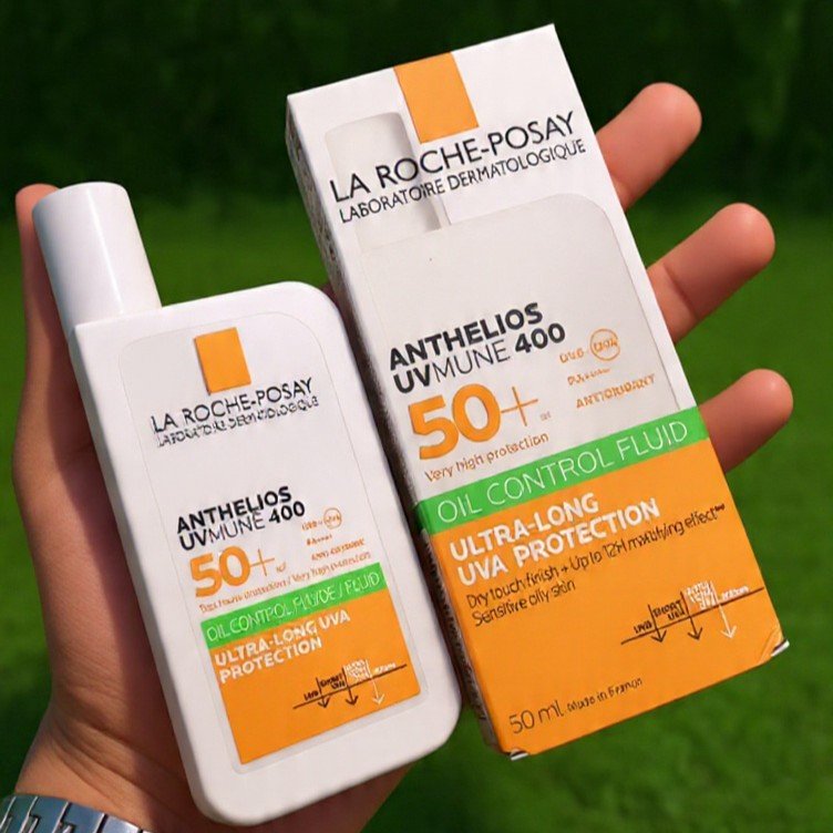 La Roche-Posay Anthelios UVMUNE 400 SPF 50+ Oil Control Fluid | 50ml | Ultra-Long UVA Protection, Dry Touch, 12H Mattifying for Oily & Sensitive Skin | Made in France